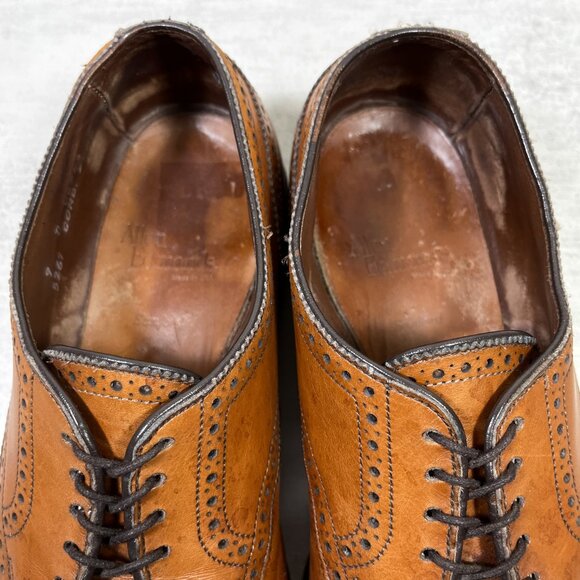 Allen Edmonds Sanford Medallion Brogue Cap Toe Derby Shoes - Men's Size 9 D - Picture 10 of 12